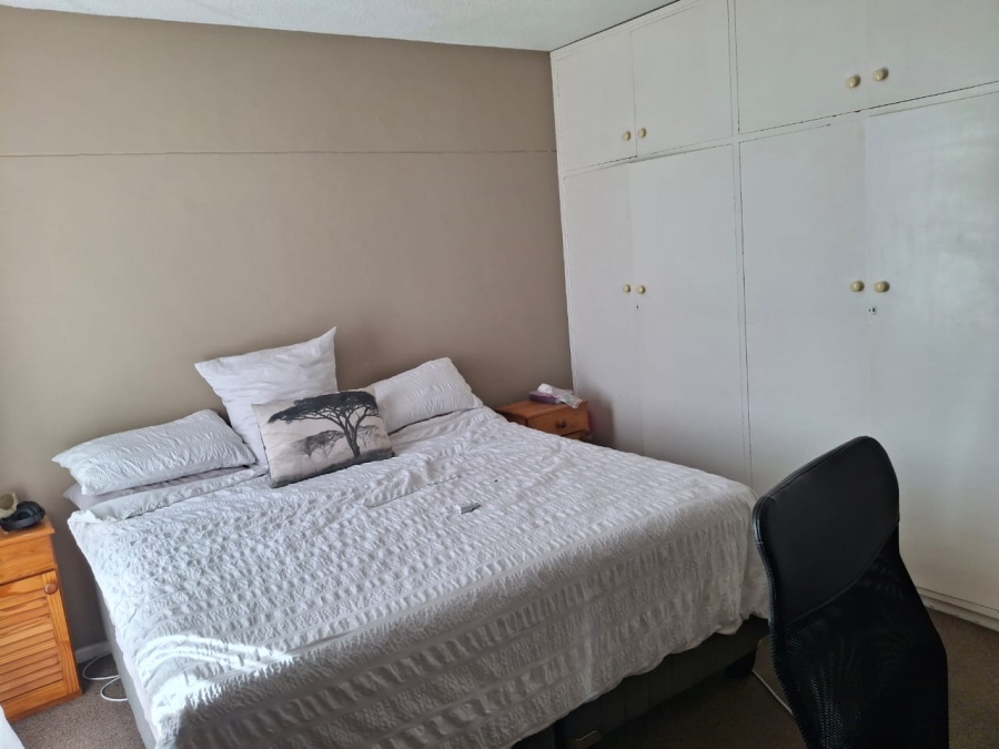 To Let 1 Bedroom Property for Rent in Humewood Eastern Cape